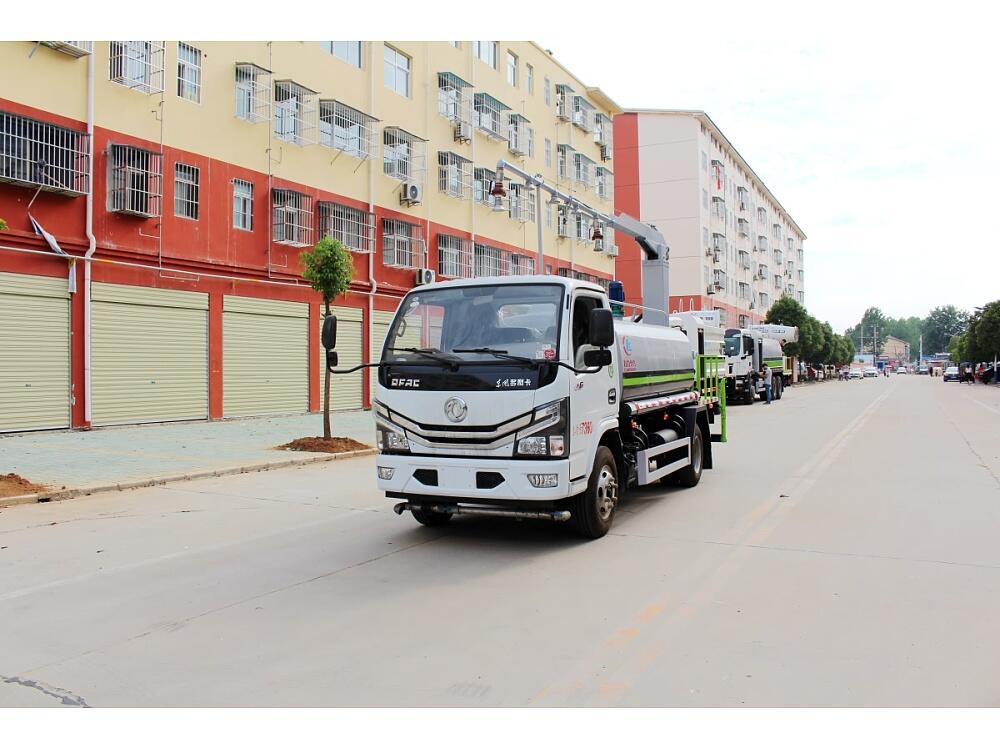 5噸鐵路抑塵車(chē)-國(guó)六5方鐵路抑塵噴淋車(chē)廠(chǎng)家價(jià)格